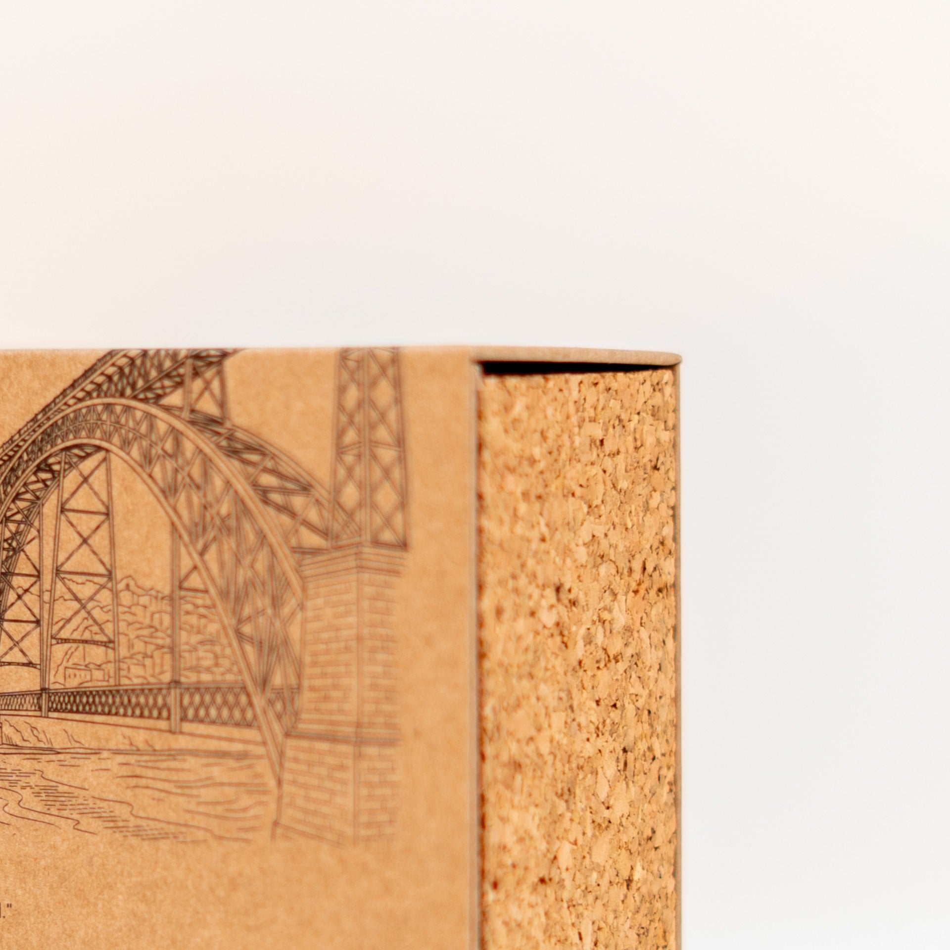 Kraft Cork The D. Luís I Bridge Linear - Tawny